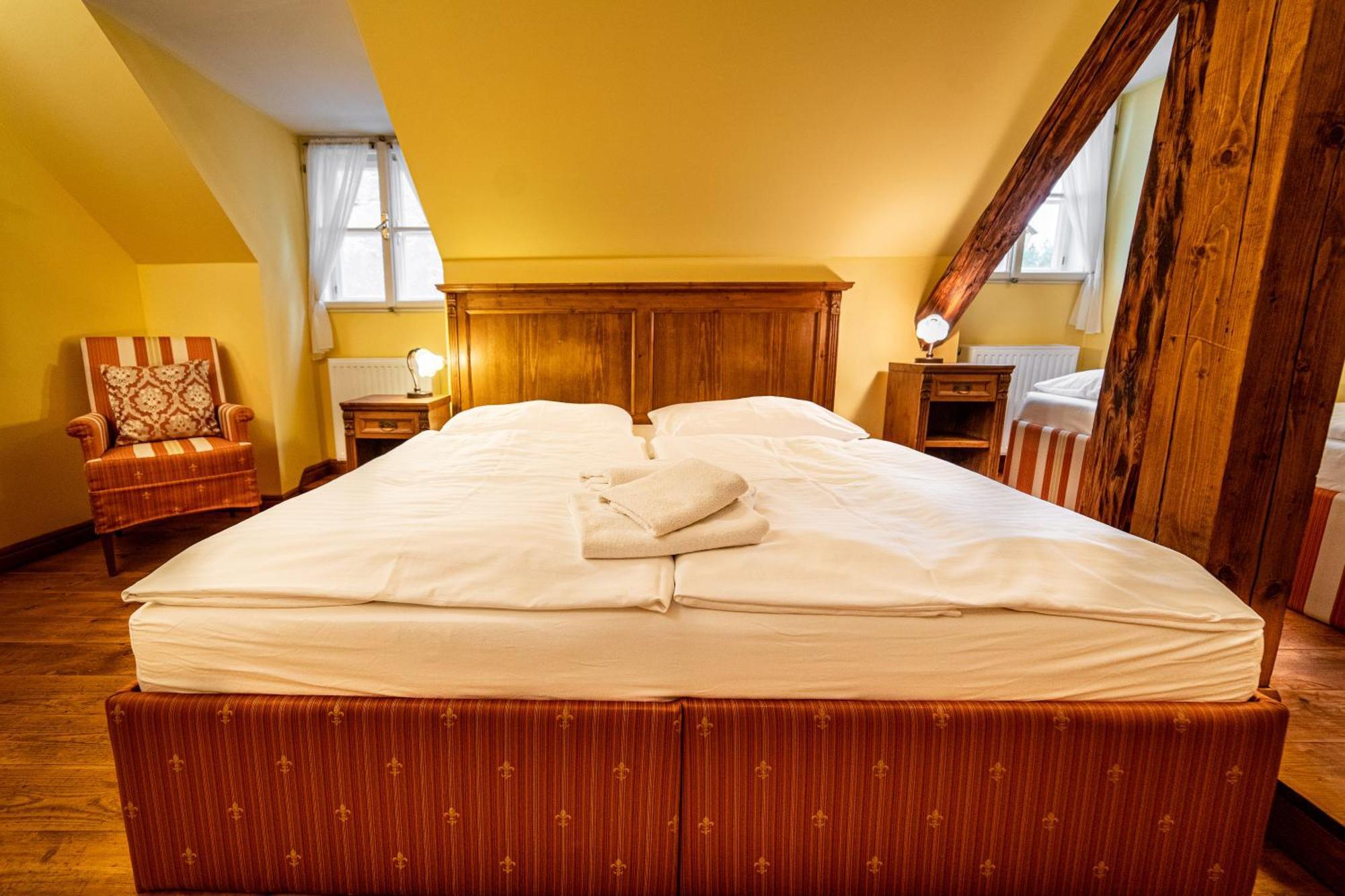 Penzion Cosmopolitan Ii. Banská Štiavnica Rom bilde